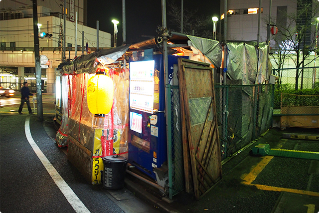 右が駐車場ね。