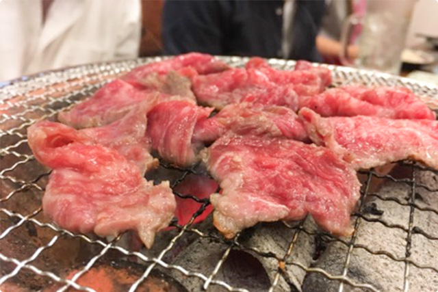 炭火焼肉ホルモン 裏ネバーランド